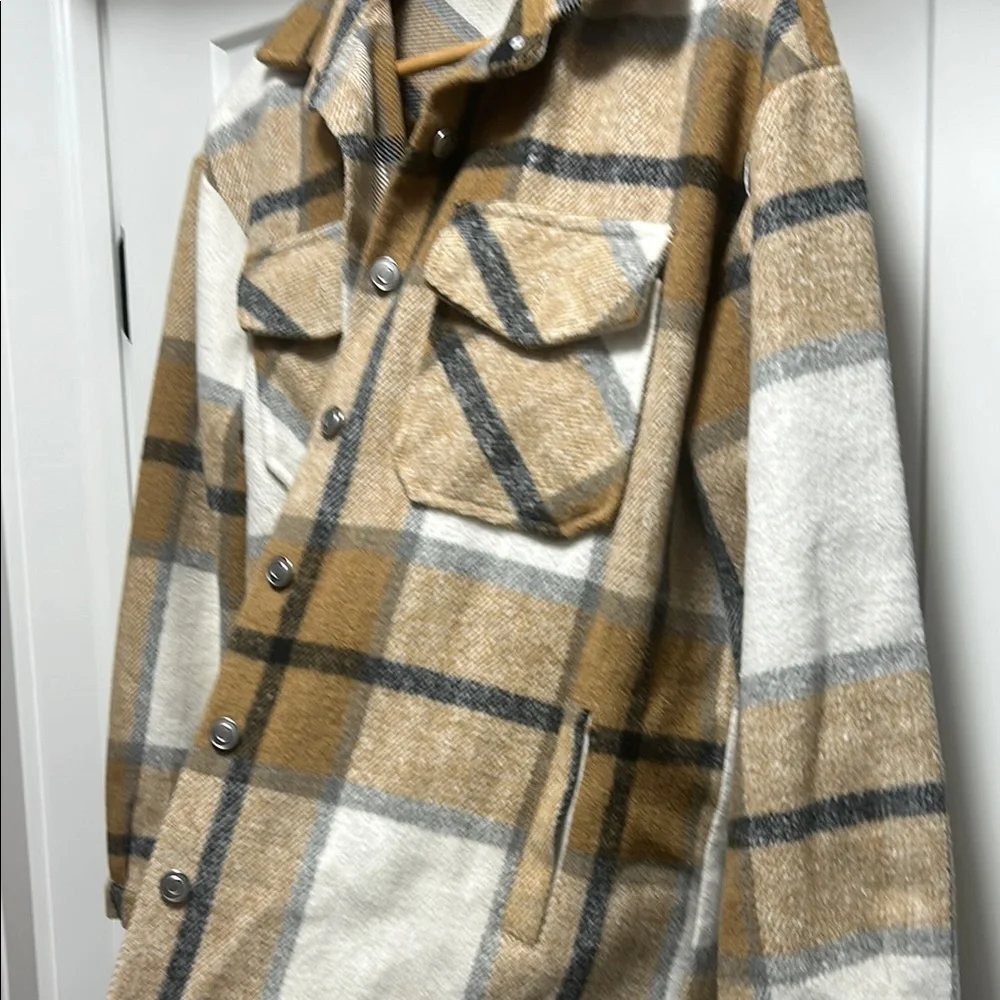 Plaid Tan and White Women's Plaid Jacket - Picture 4 of 4